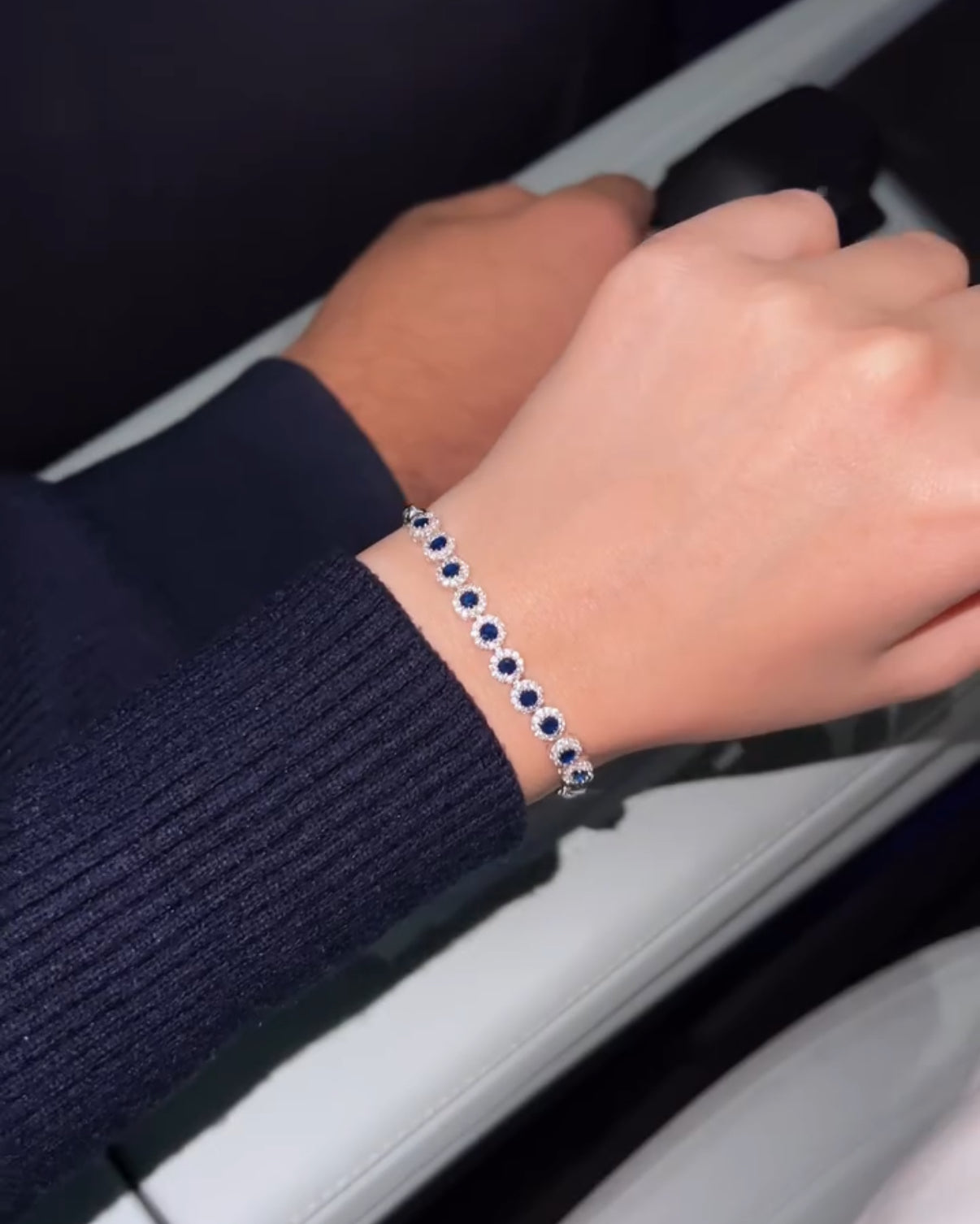 Cozzy Bracelet (chandi) X7